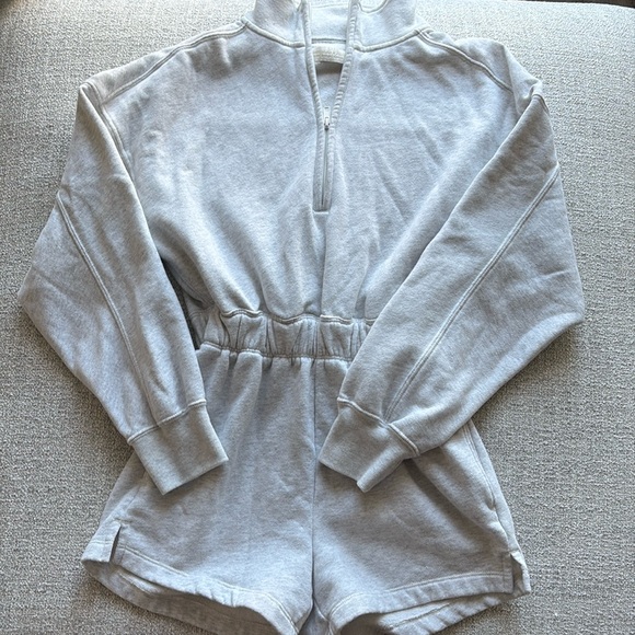 Abercrombie & Fitch Pants - Abercrombie Half Zip Romper